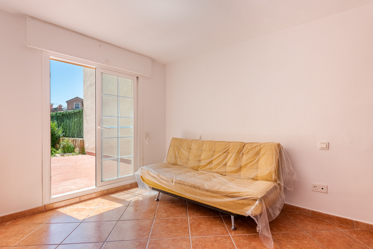 Huis te koop in Estepona | 5 slaapkamers H5476186