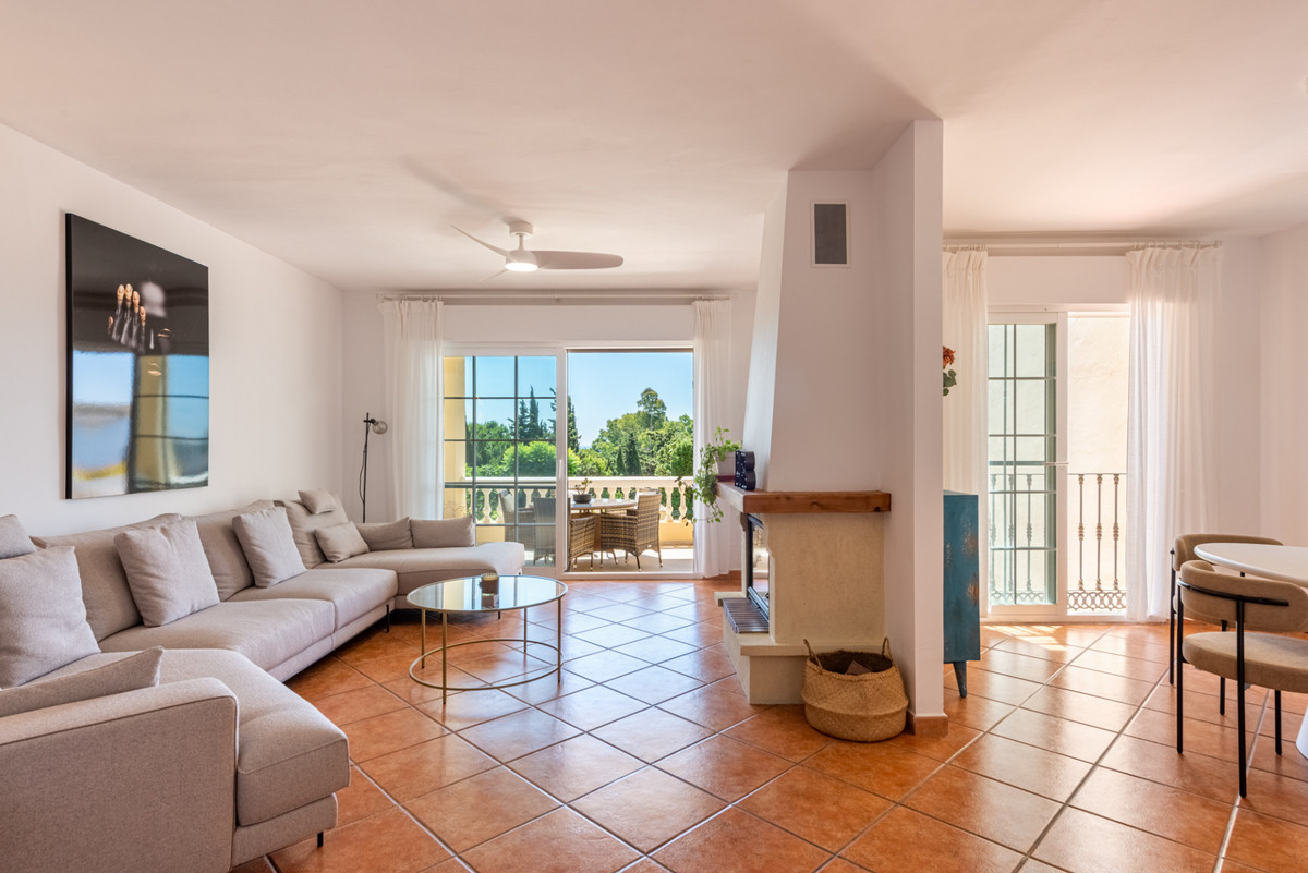 Huis te koop in Estepona | 5 slaapkamers H5476186