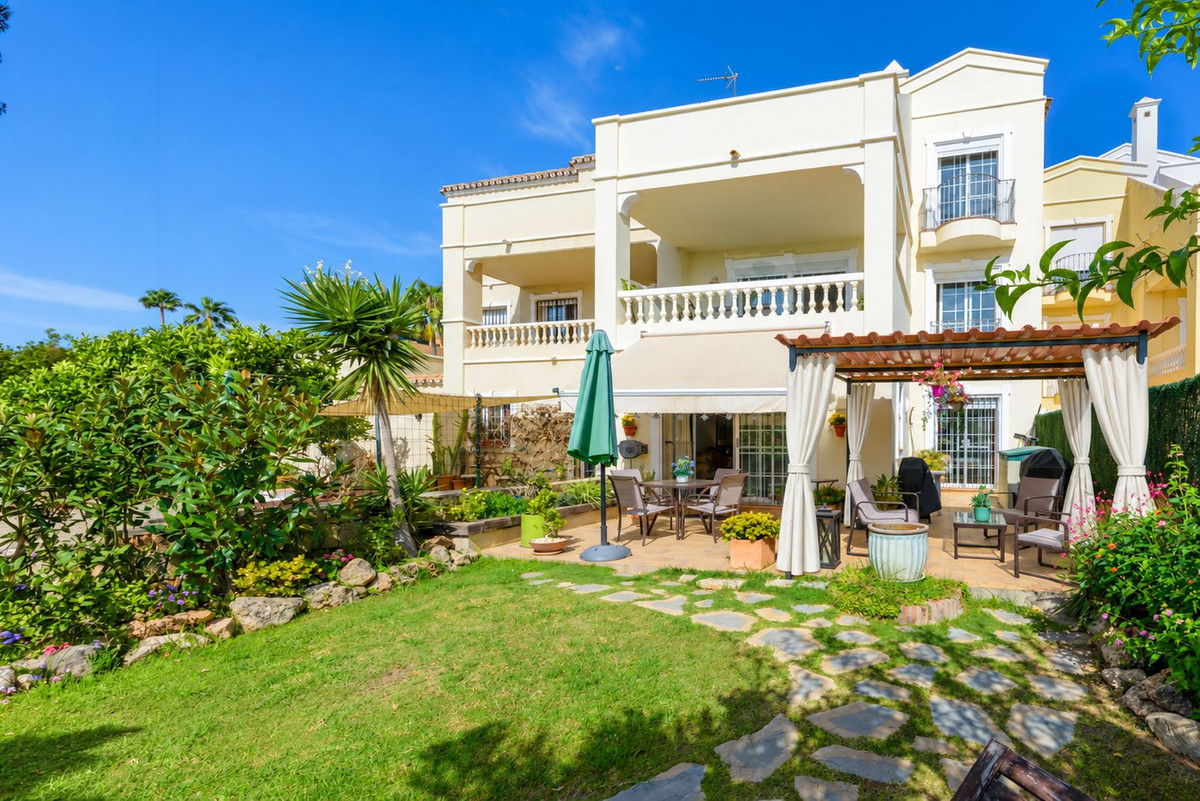 Huis te koop in Estepona | 5 slaapkamers H5477914