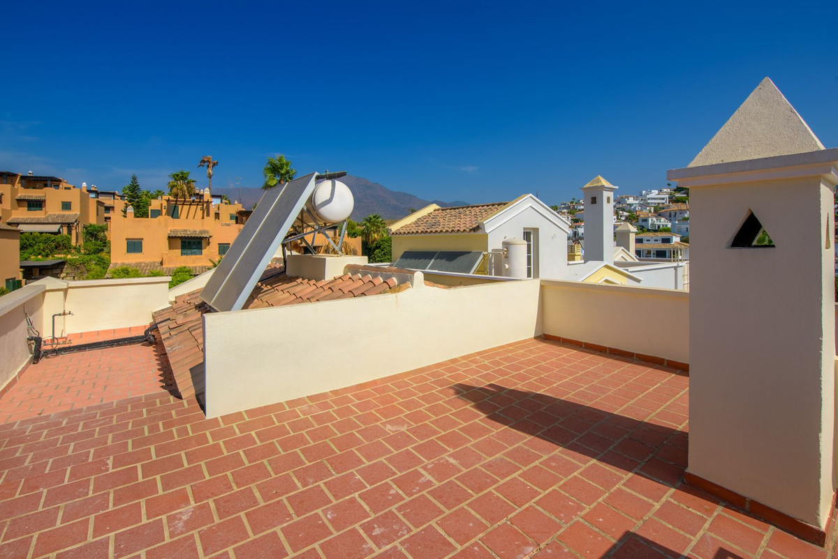 Huis te koop in Estepona | 5 slaapkamers H5477914