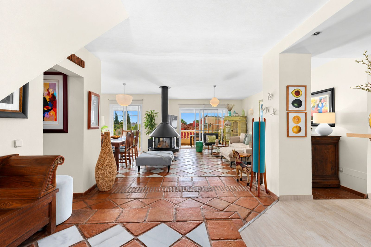 Huis te koop in Estepona | 5 slaapkamers H5477914