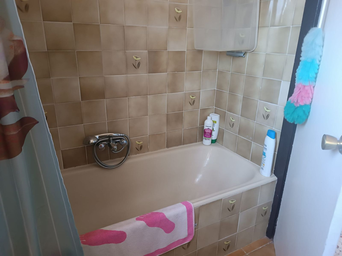Finca - Cortijo te koop in Estepona | 1 slaapkamers H5478064