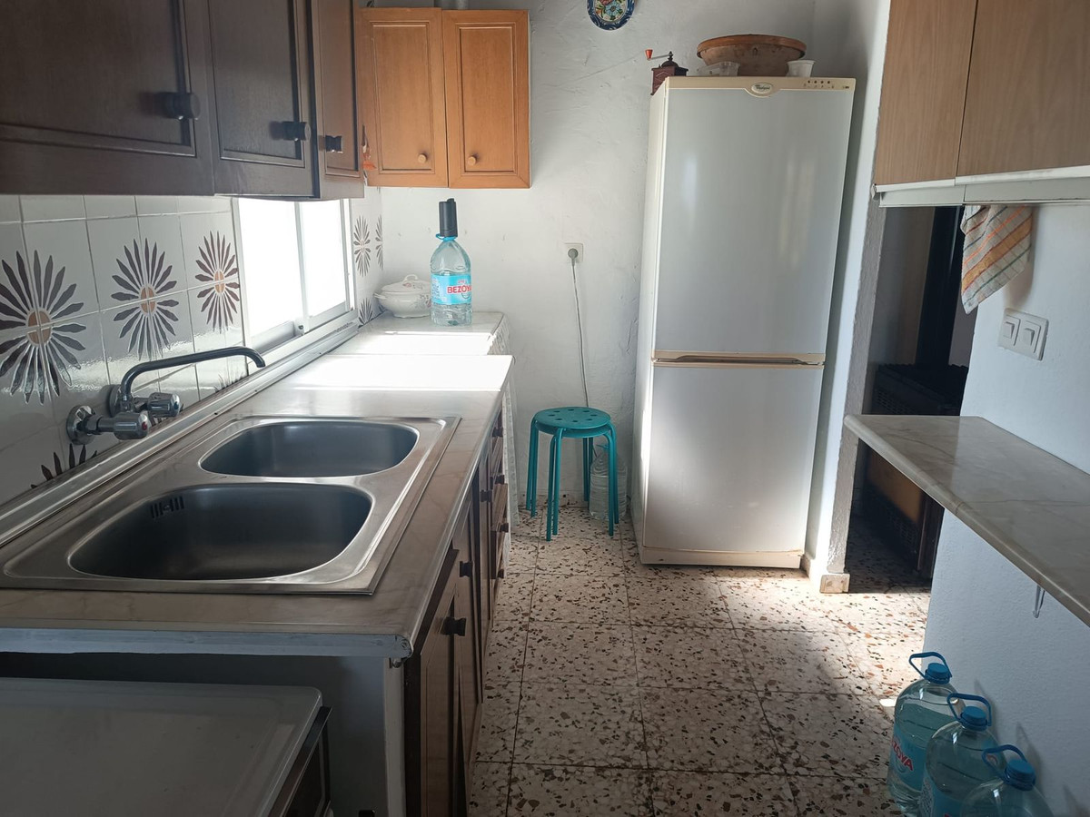Finca - Cortijo te koop in Estepona | 1 slaapkamers H5478064
