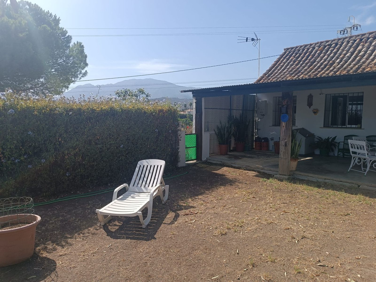 Finca - Cortijo te koop in Estepona | 1 slaapkamers H5478064