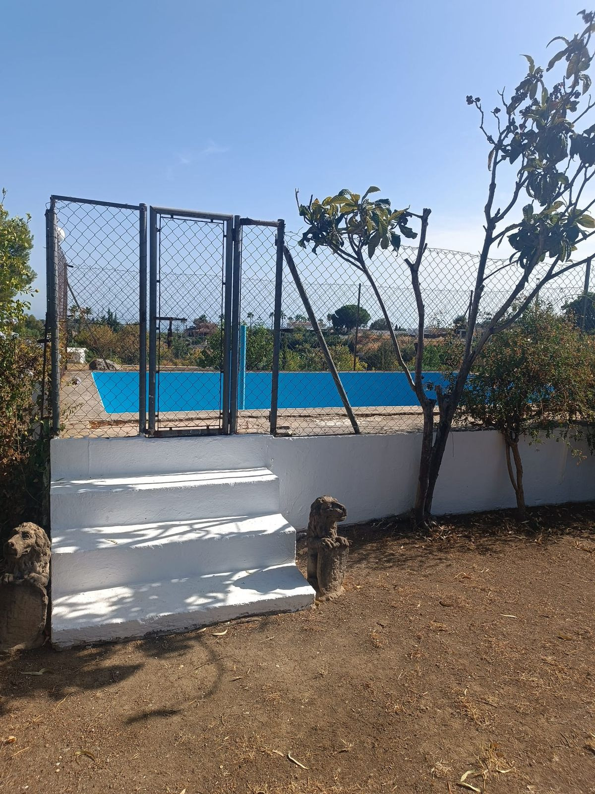 Finca - Cortijo te koop in Estepona | 1 slaapkamers H5478064