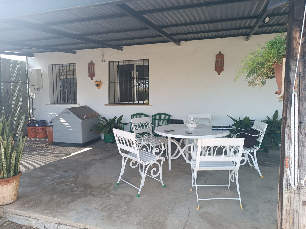 Finca - Cortijo te koop in Estepona | 1 slaapkamers H5478064