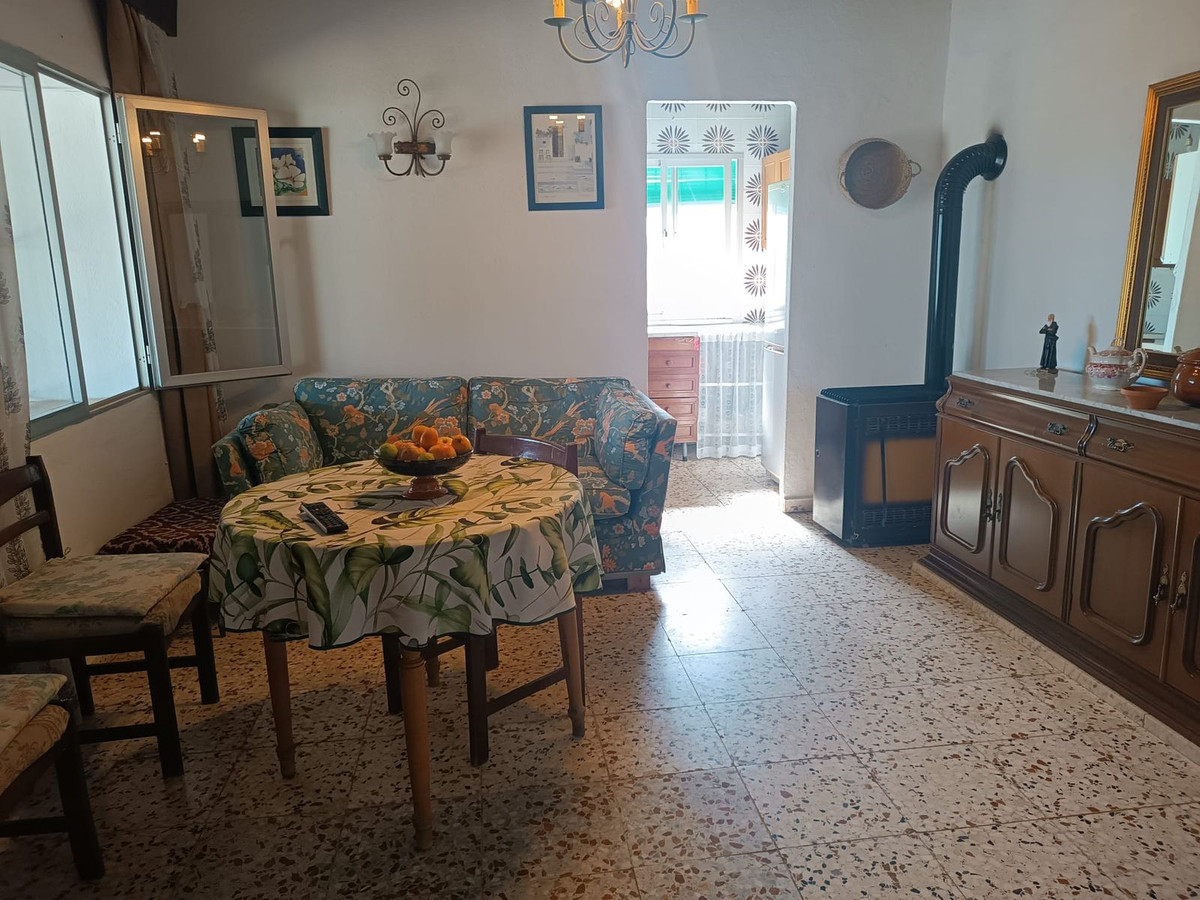 Finca - Cortijo te koop in Estepona | 1 slaapkamers H5478064