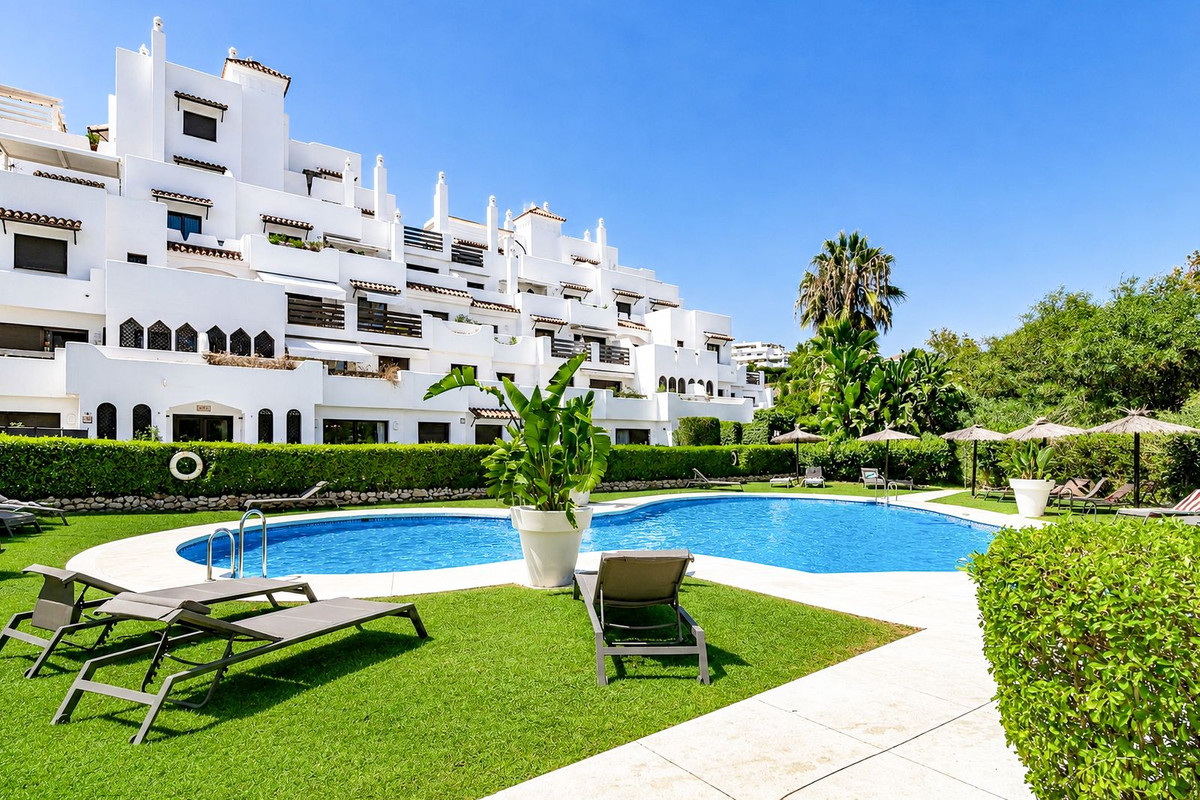 Huis te koop in Estepona | 2 slaapkamers H5478073