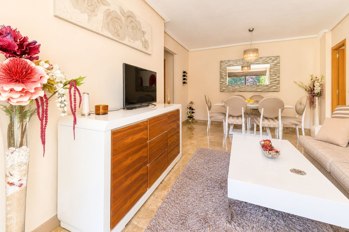 Huis te koop in Estepona | 2 slaapkamers H5478073