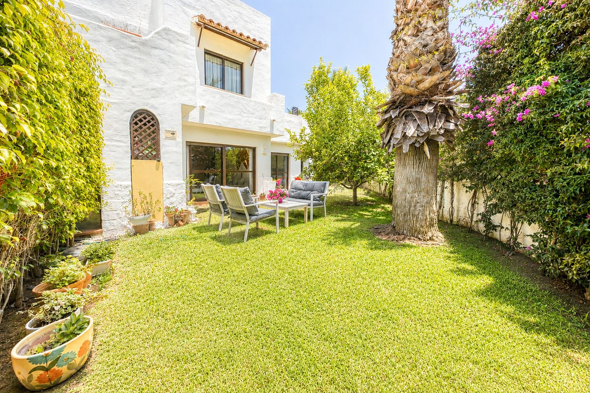 Huis te koop in Estepona | 2 slaapkamers H5478073