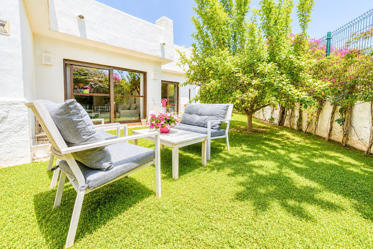 Huis te koop in Estepona | 2 slaapkamers H5478073