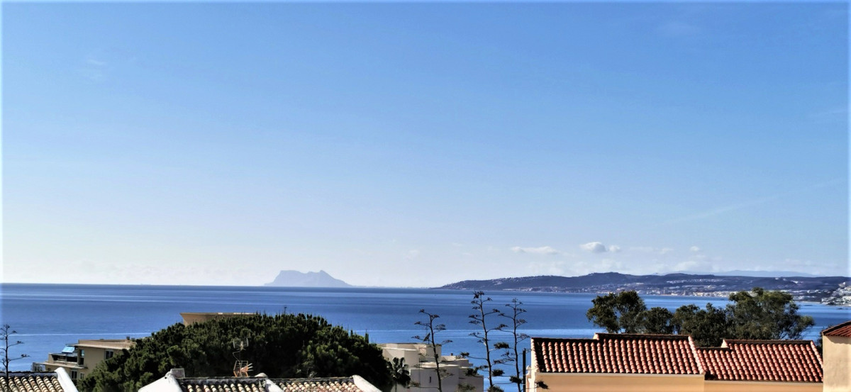 Huis te koop in Estepona | 2 slaapkamers H5478115