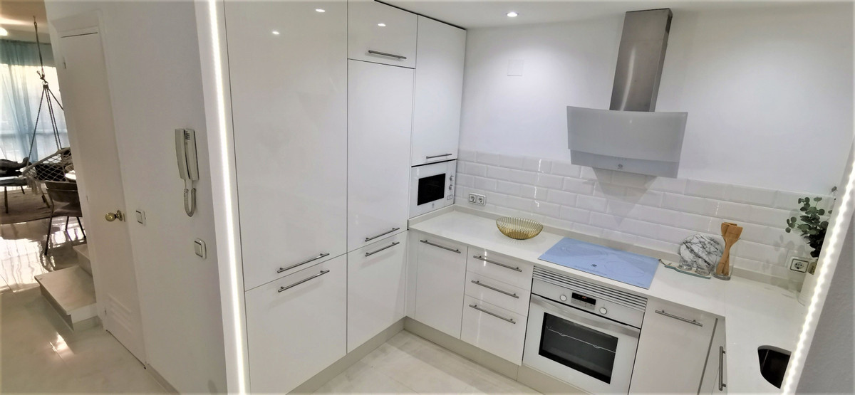 Huis te koop in Estepona | 2 slaapkamers H5478115