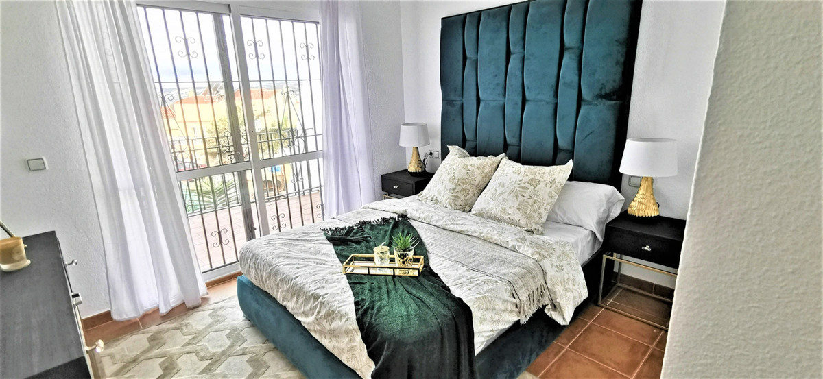 Huis te koop in Estepona | 2 slaapkamers H5478115