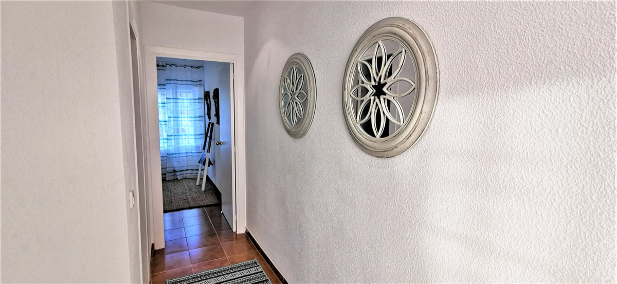 Huis te koop in Estepona | 2 slaapkamers H5478115