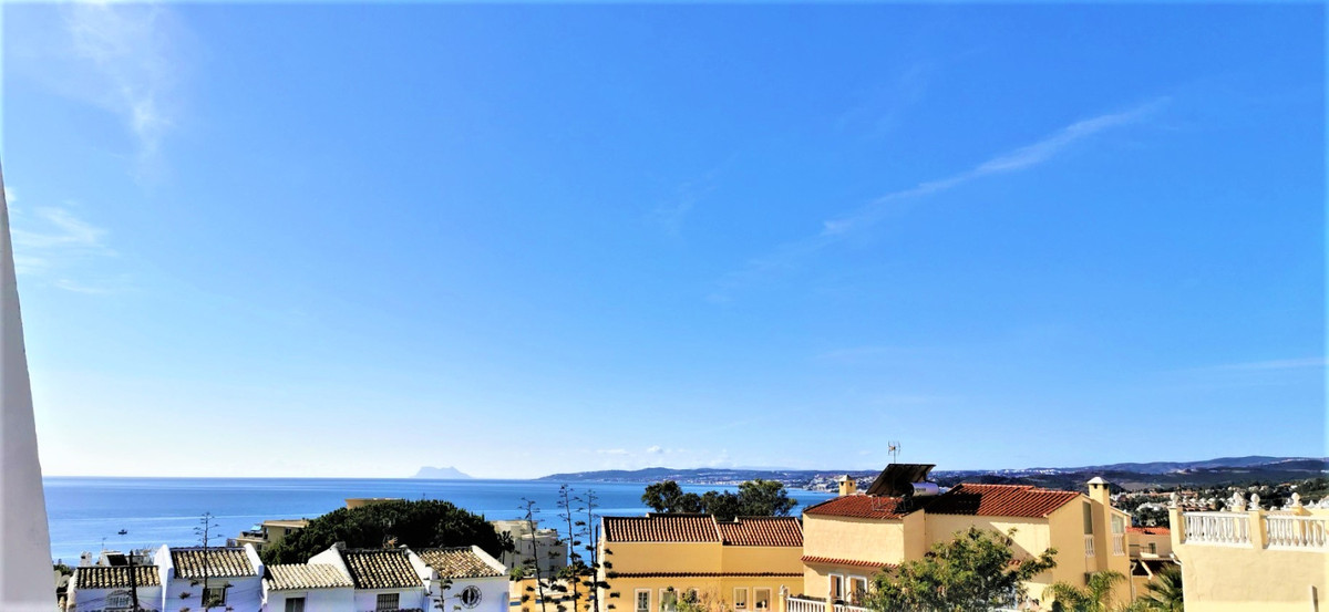 Huis te koop in Estepona | 2 slaapkamers H5478115