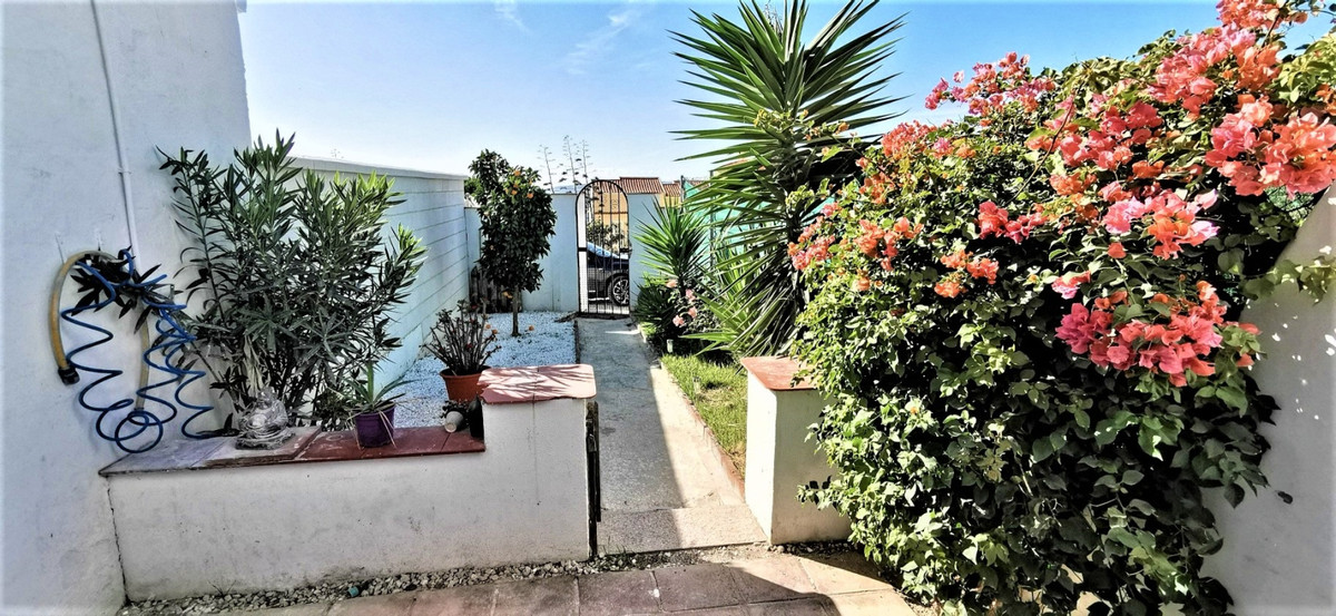 Huis te koop in Estepona | 2 slaapkamers H5478115