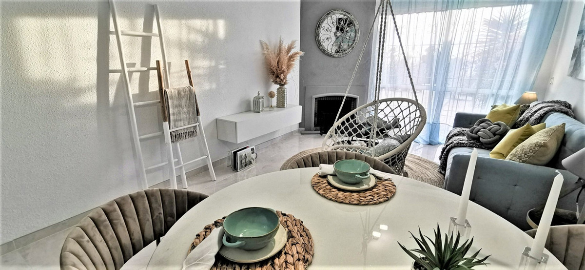 Huis te koop in Estepona | 2 slaapkamers H5478115