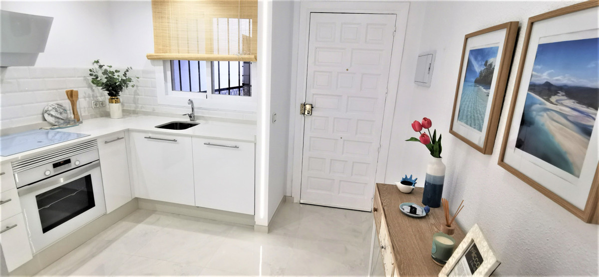 Huis te koop in Estepona | 2 slaapkamers H5478115
