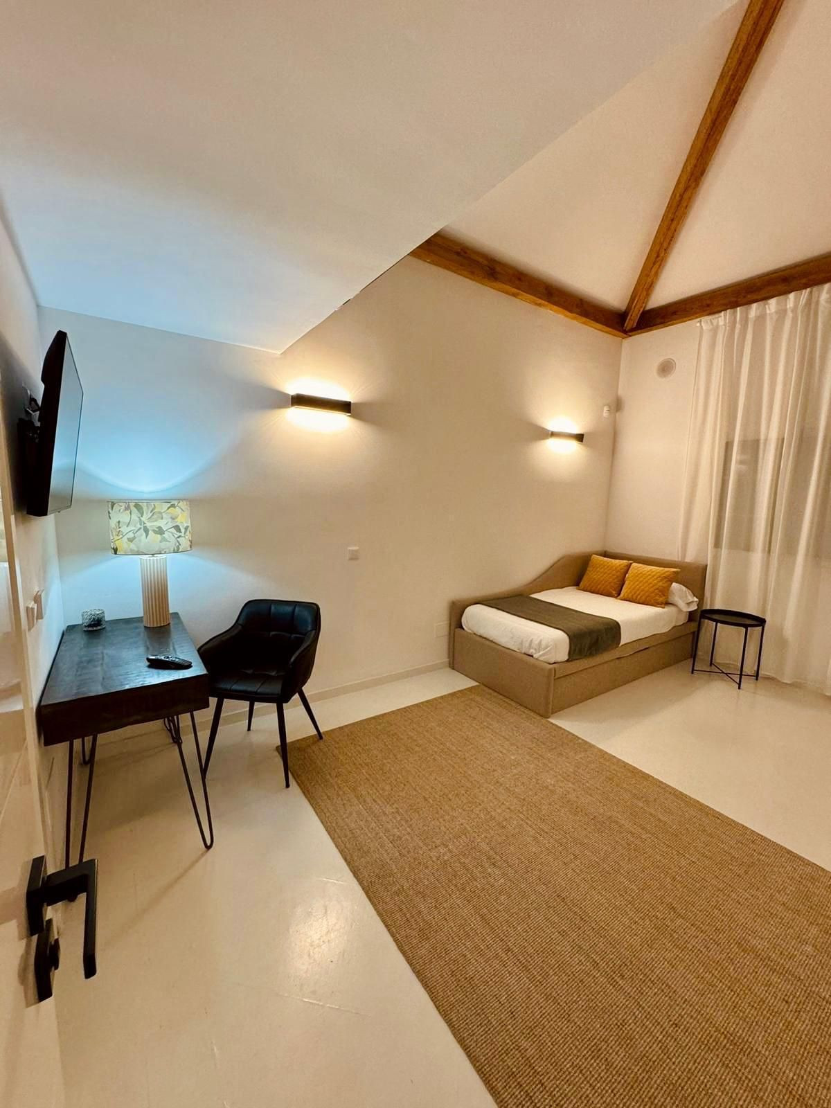 Appartement te koop in Estepona | 4 slaapkamers H5478853