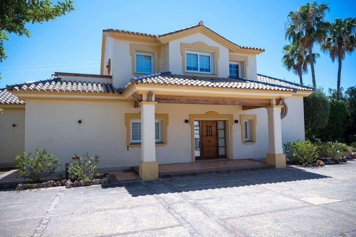 Appartement te koop in Estepona | 4 slaapkamers H5478853