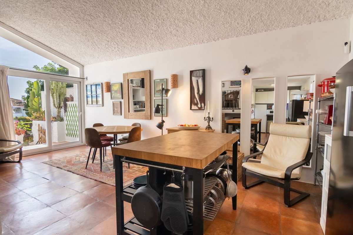 Huis te koop in Estepona | 2 slaapkamers H5479465