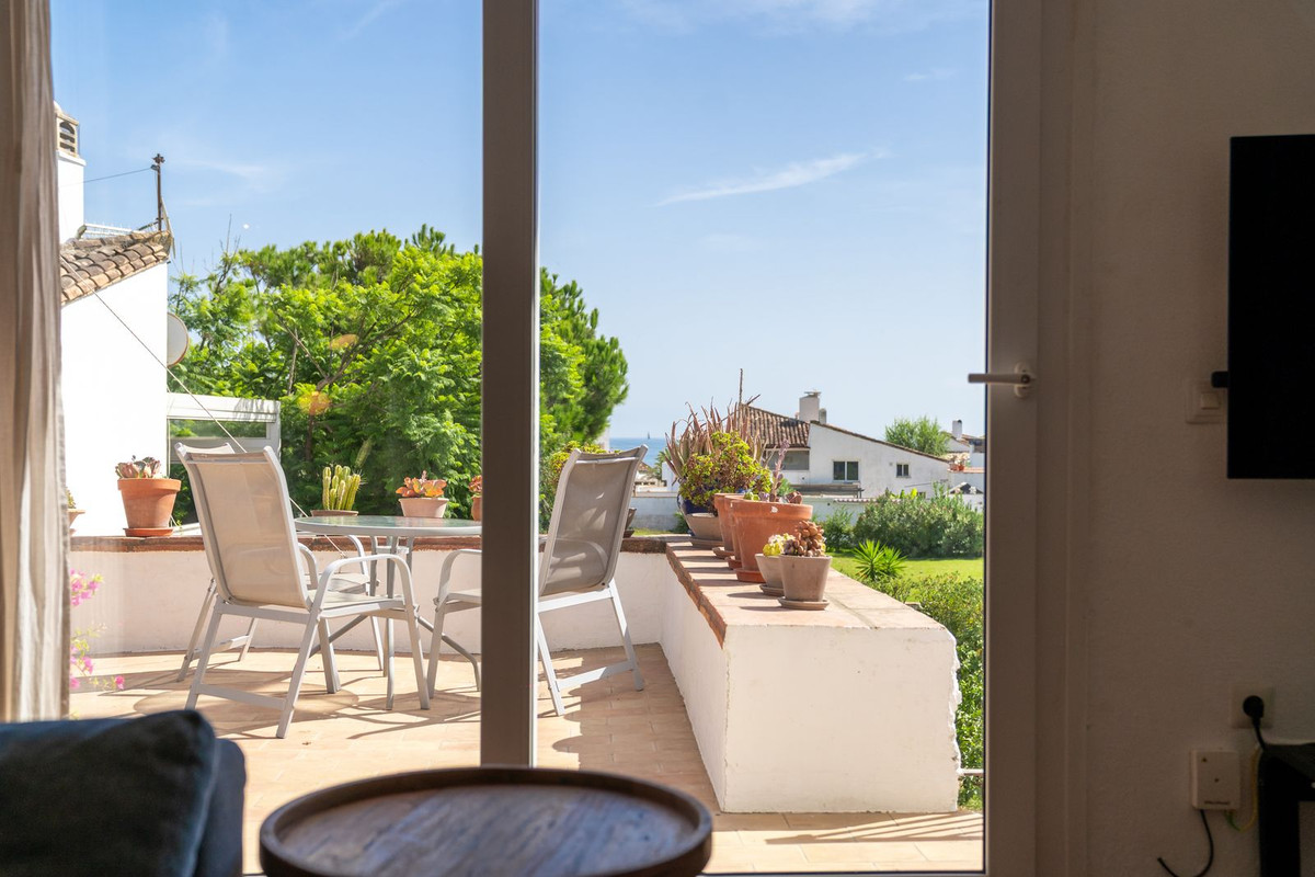Huis te koop in Estepona | 2 slaapkamers H5479465
