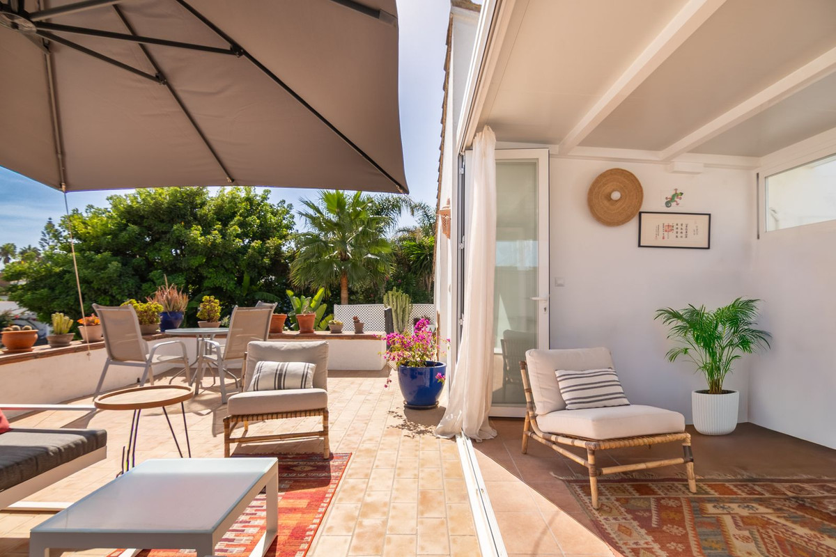 Huis te koop in Estepona | 2 slaapkamers H5479465