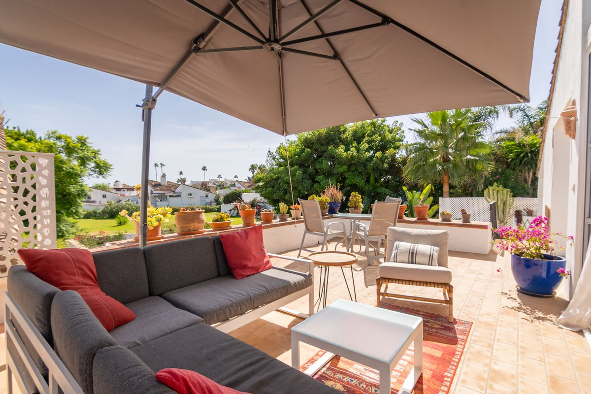 Huis te koop in Estepona | 2 slaapkamers H5479465