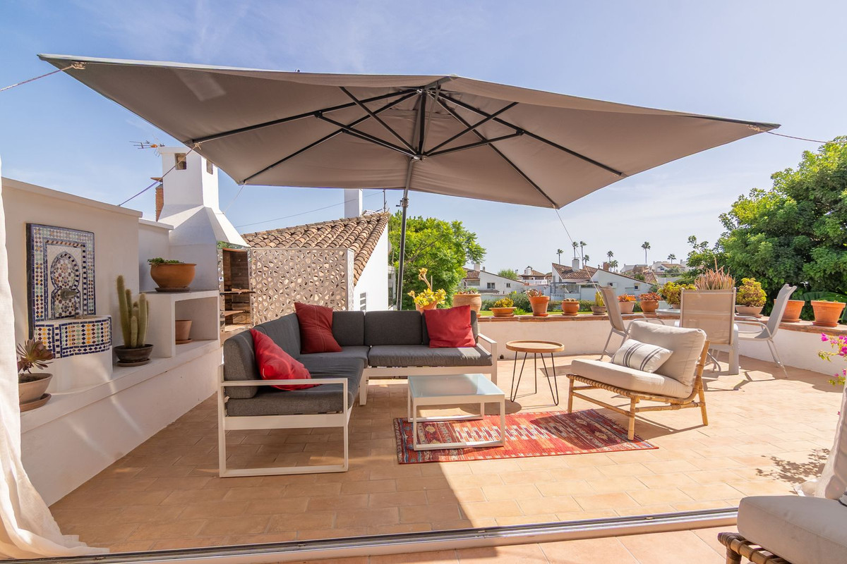 Huis te koop in Estepona | 2 slaapkamers H5479465