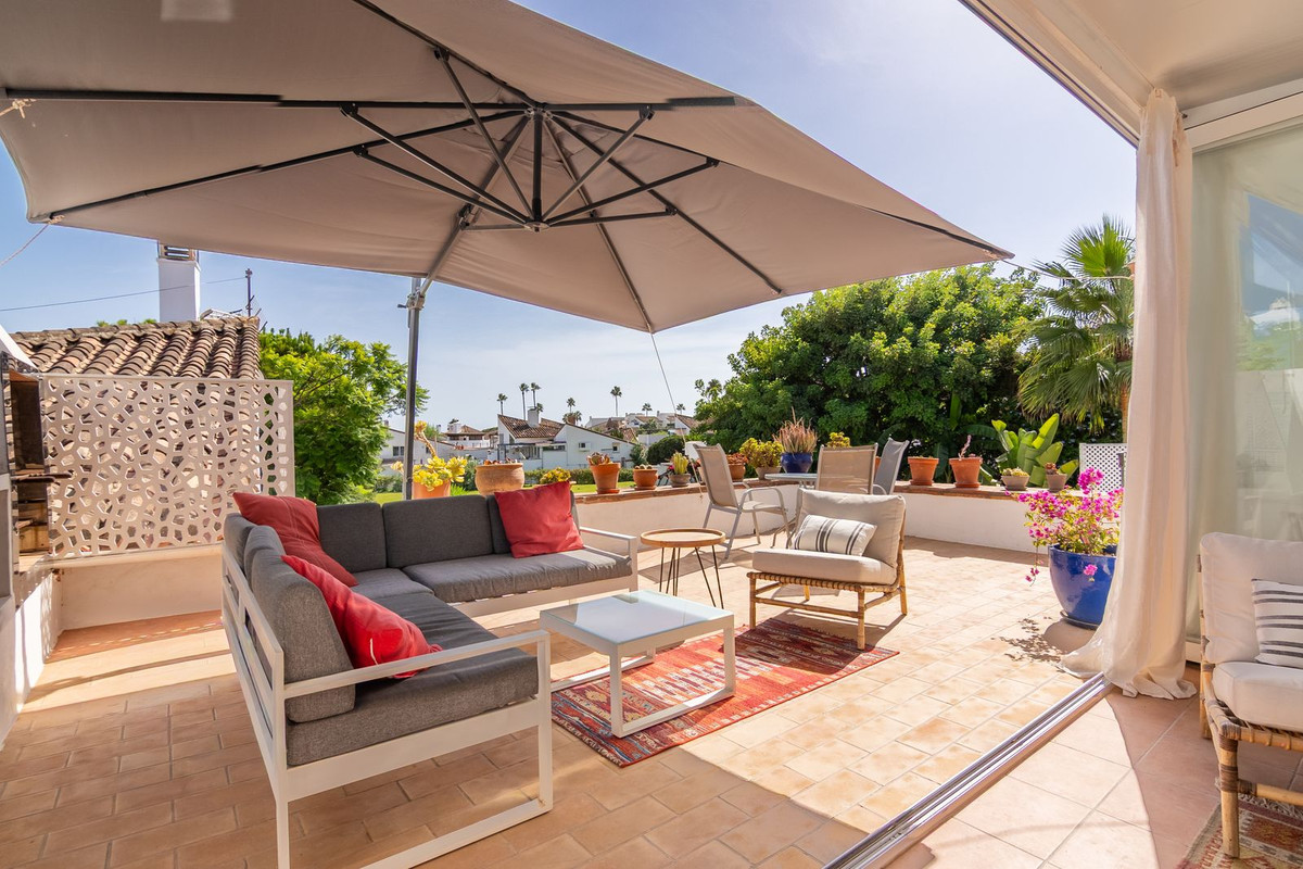 Huis te koop in Estepona | 2 slaapkamers H5479465