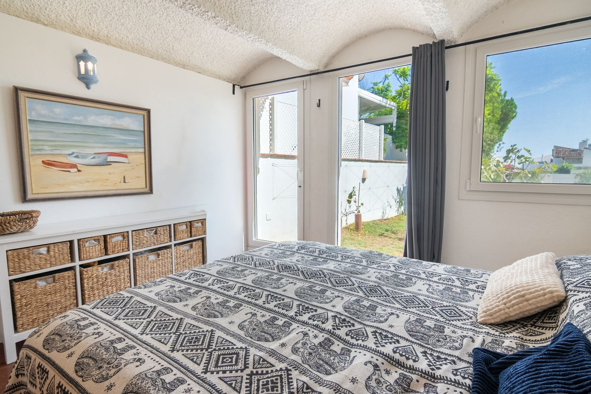 Huis te koop in Estepona | 2 slaapkamers H5479465