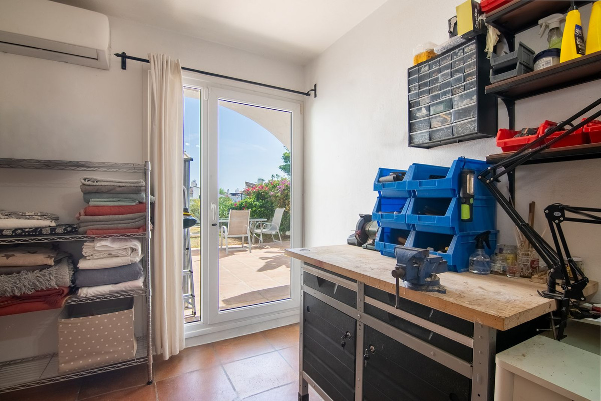 Huis te koop in Estepona | 2 slaapkamers H5479465