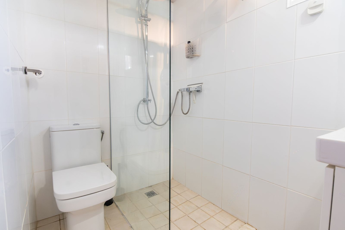 Huis te koop in Estepona | 2 slaapkamers H5479465