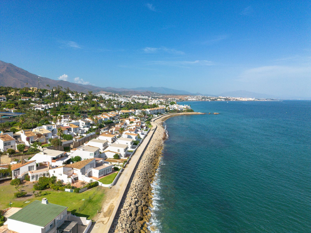 Huis te koop in Estepona | 2 slaapkamers H5479465