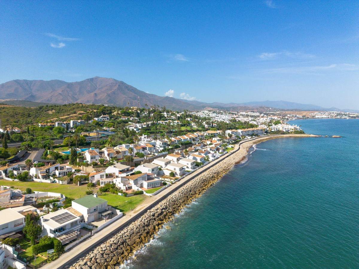 Huis te koop in Estepona | 2 slaapkamers H5479465