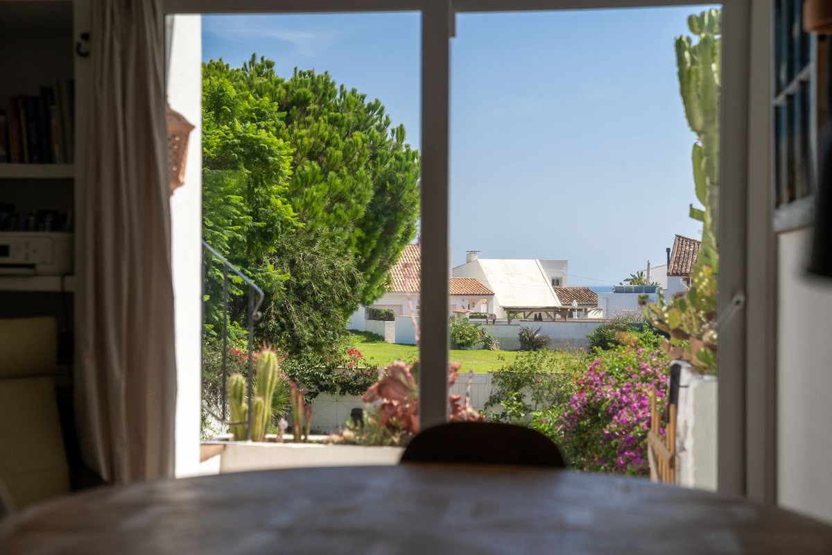 Huis te koop in Estepona | 2 slaapkamers H5479465