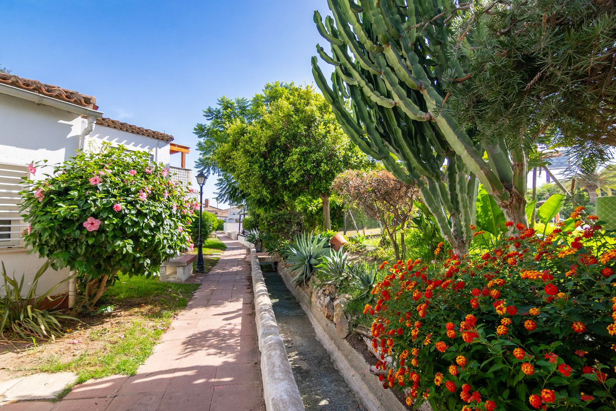 Huis te koop in Estepona | 2 slaapkamers H5479465