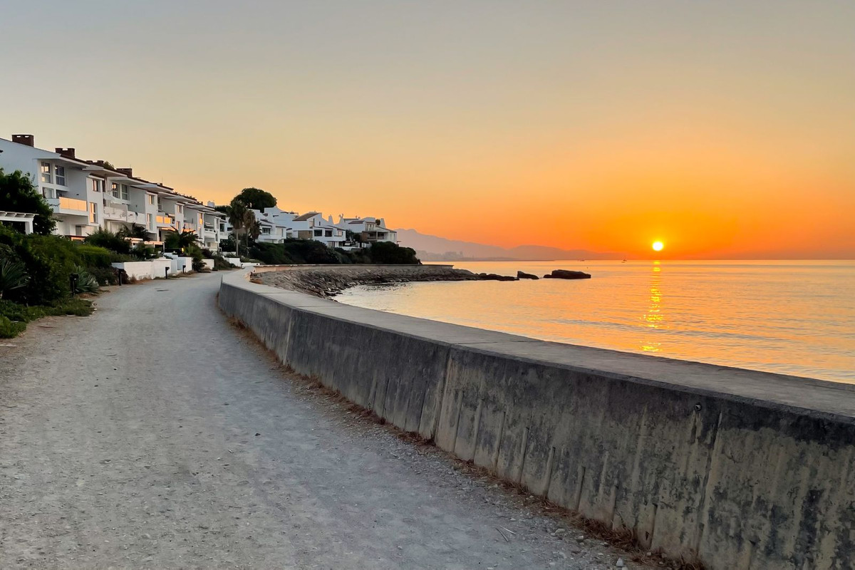 Huis te koop in Estepona | 2 slaapkamers H5479465
