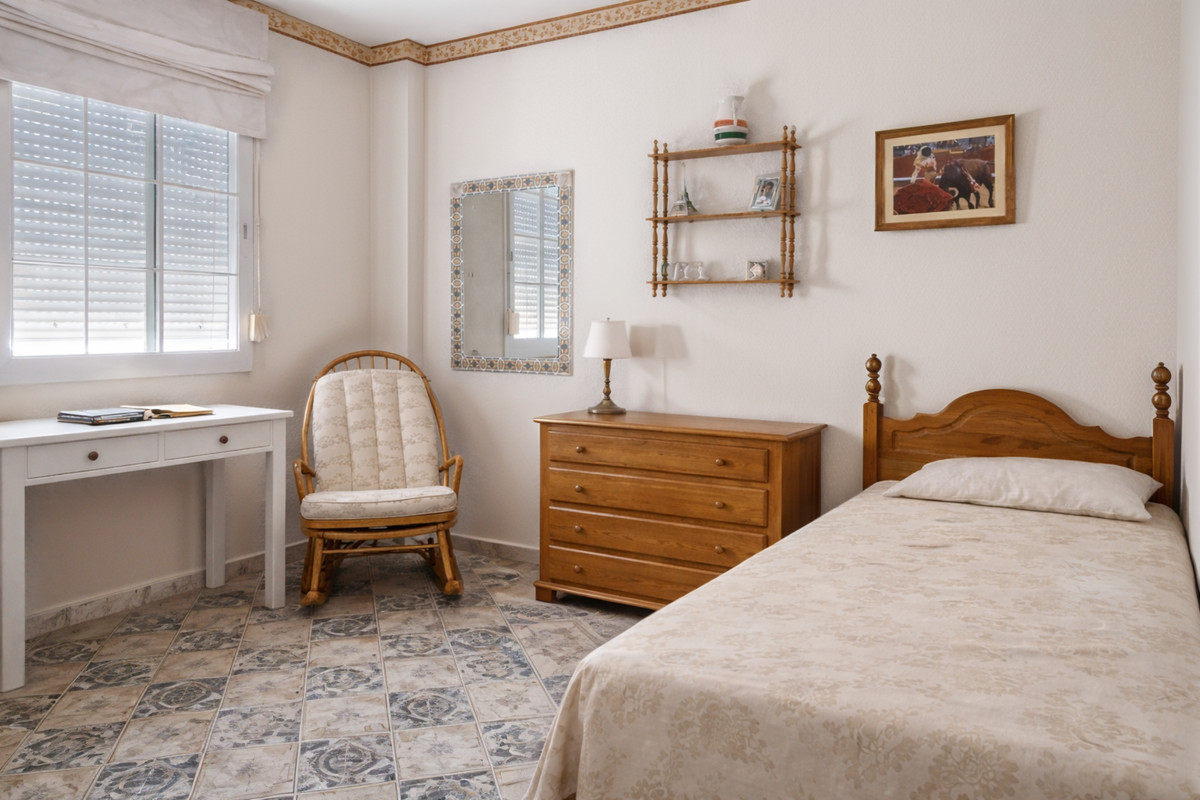 Huis te koop in Estepona | 3 slaapkamers H5481013