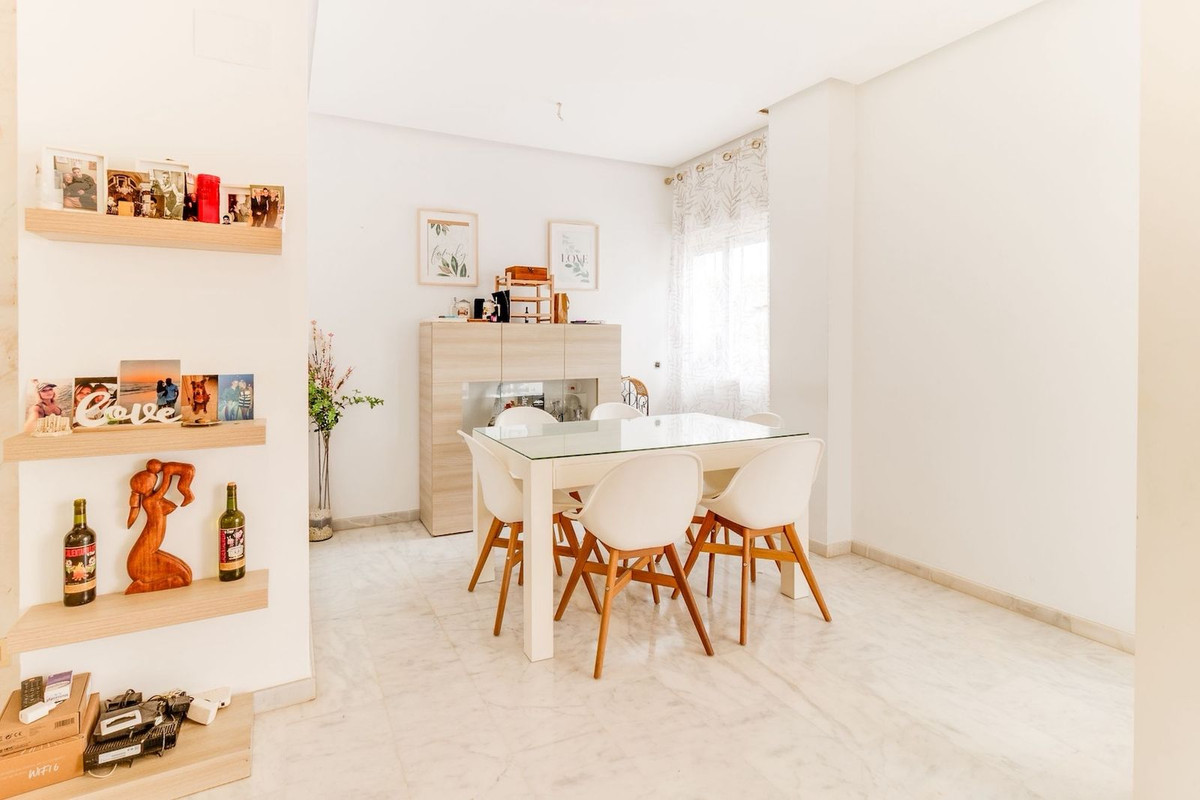 Huis te koop in Estepona | 3 slaapkamers H5481742