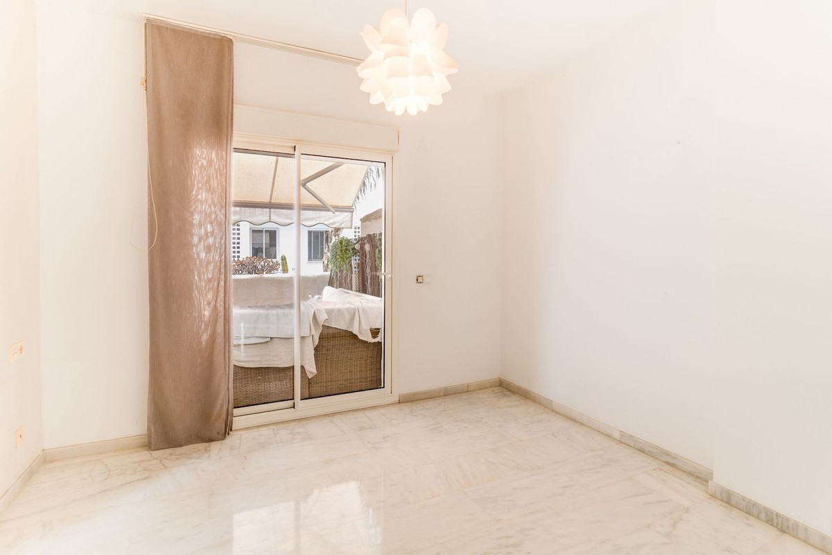 Huis te koop in Estepona | 3 slaapkamers H5481742