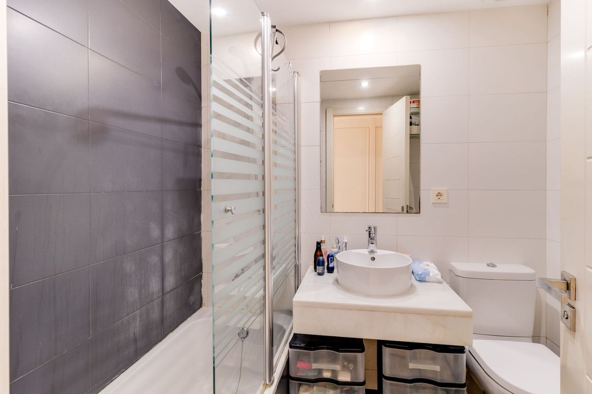 Huis te koop in Estepona | 3 slaapkamers H5481742