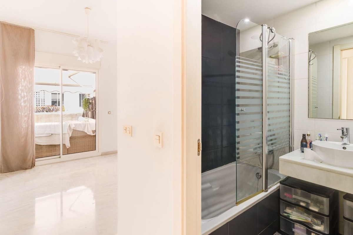 Huis te koop in Estepona | 3 slaapkamers H5481742