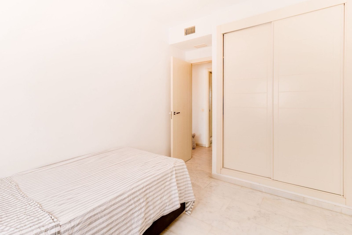 Huis te koop in Estepona | 3 slaapkamers H5481742