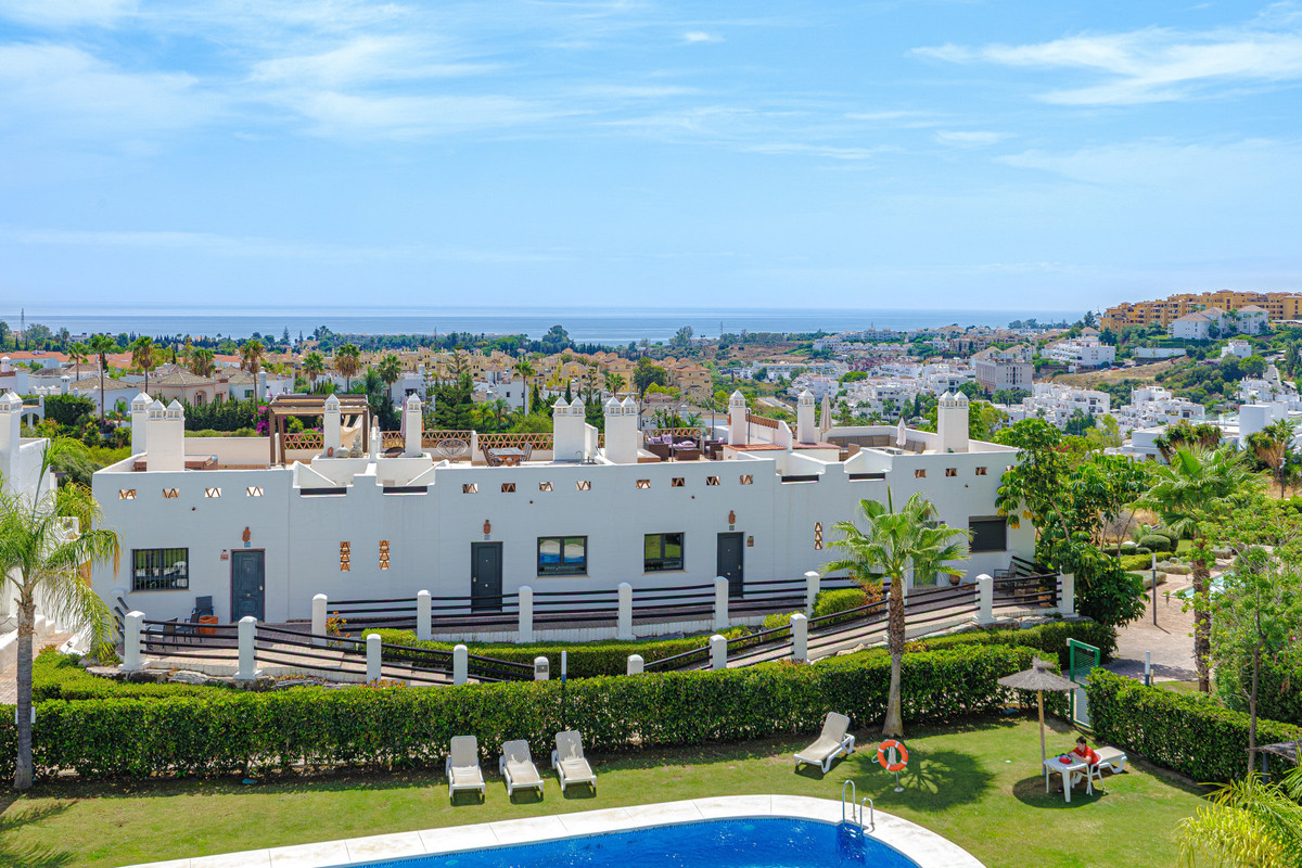 Huis te koop in Estepona | 2 slaapkamers H5481823