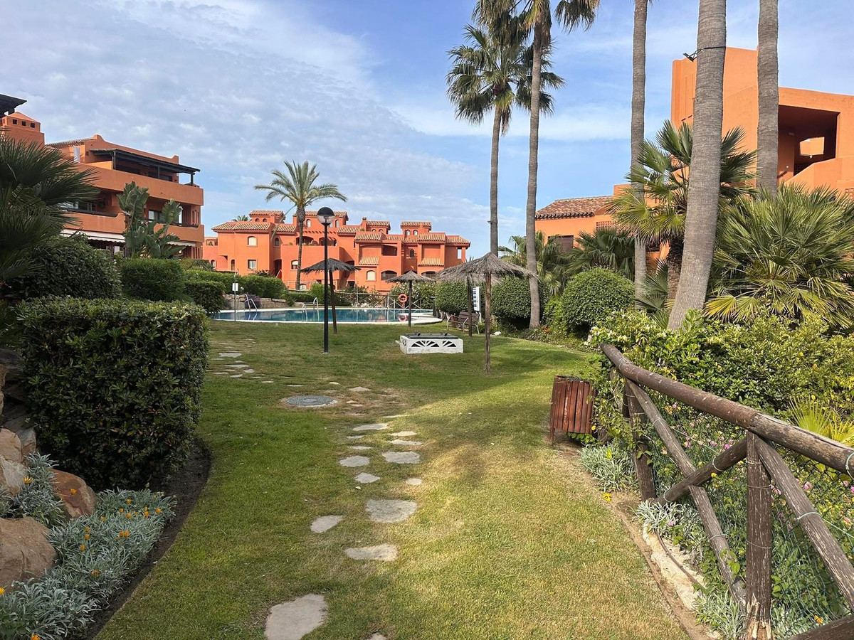 Huis te koop in Estepona | 2 slaapkamers H5482249