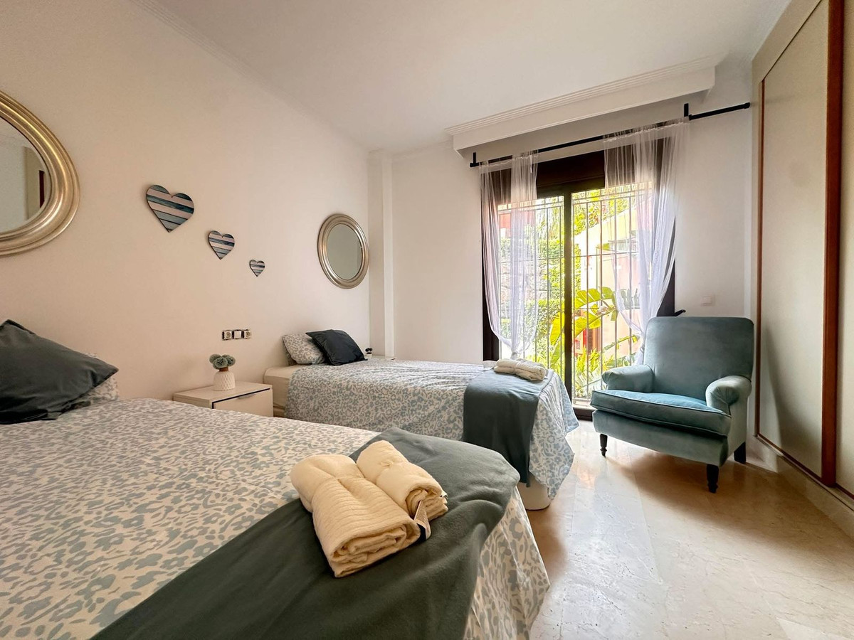 Huis te koop in Estepona | 2 slaapkamers H5482249