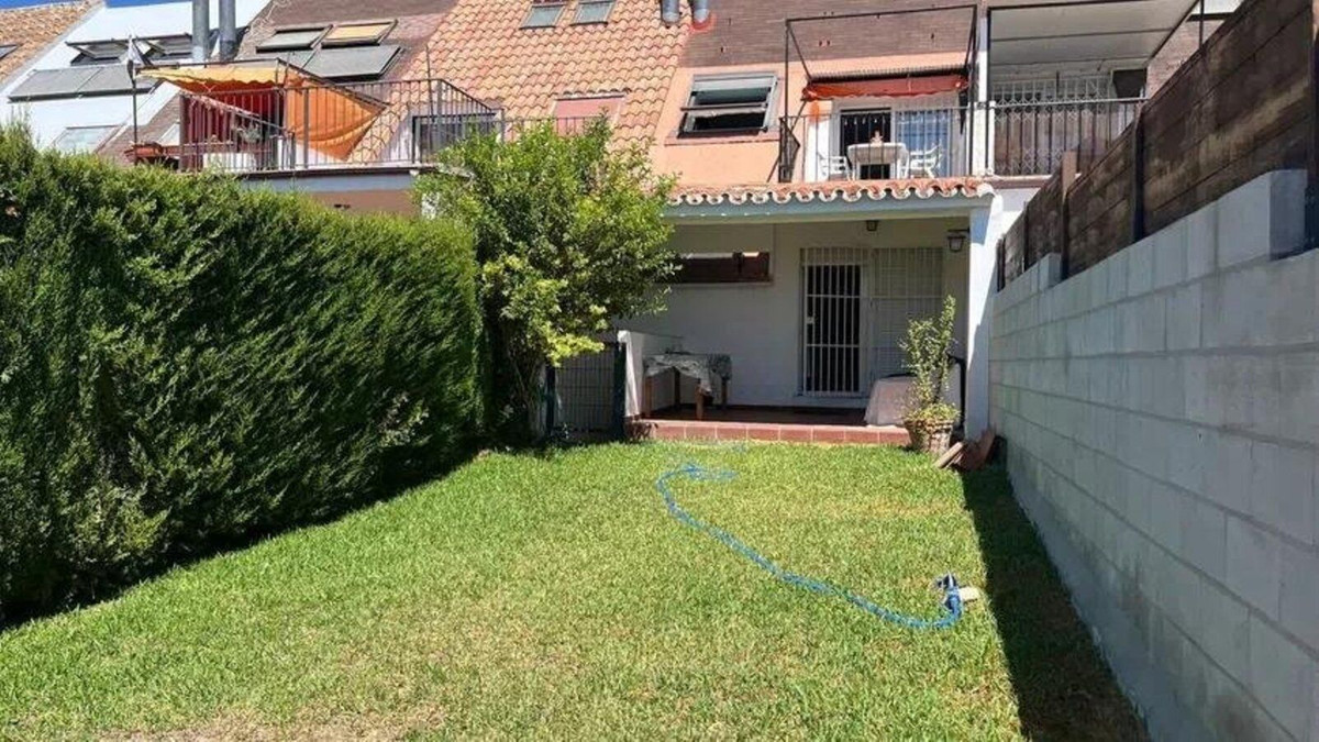 Huis te koop in Estepona | 4 slaapkamers H5484520