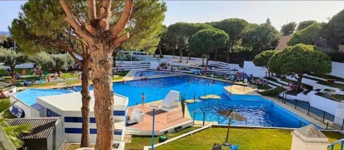 Huis te koop in Estepona | 4 slaapkamers H5484520